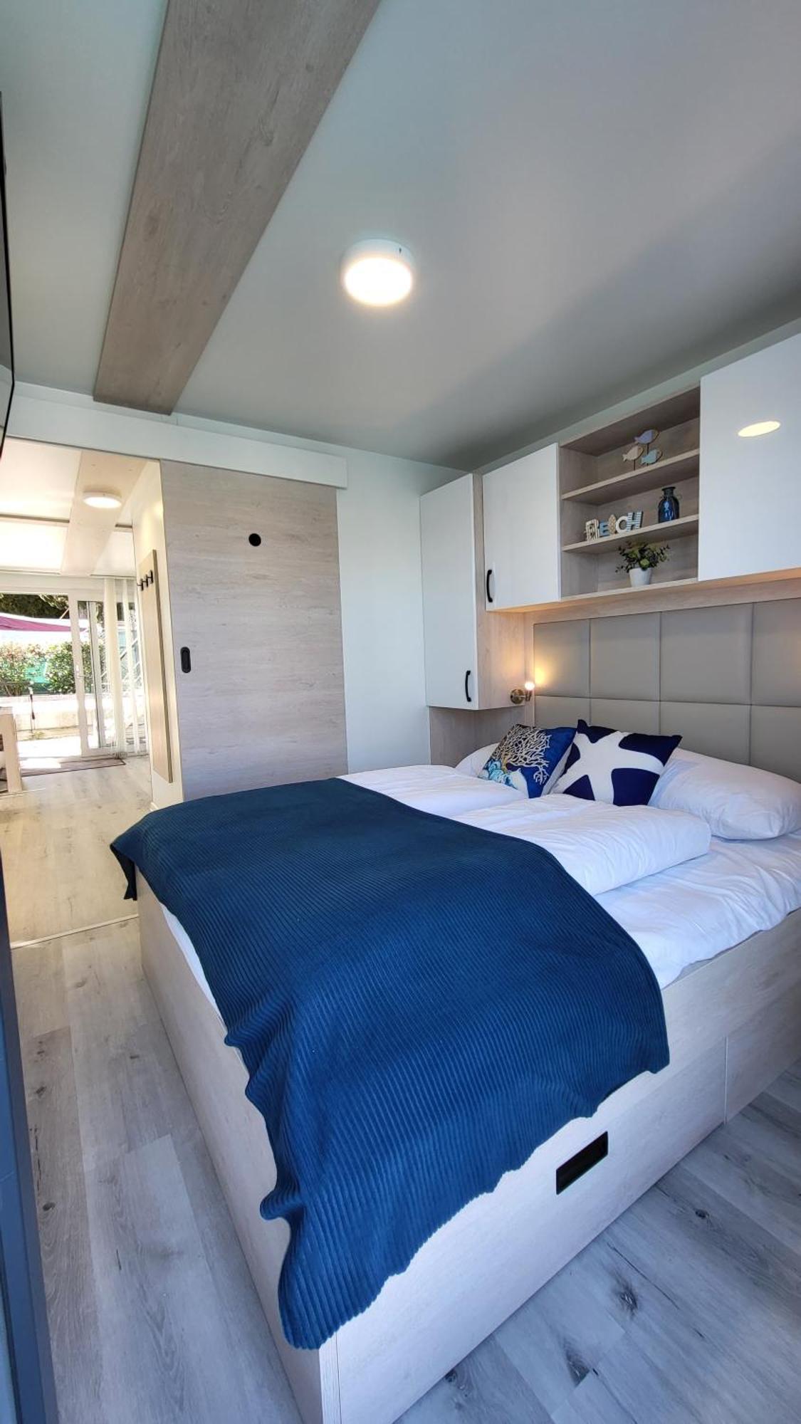 Floating House - Marina Pearl Apartment ปอร์โตรอซ ภายนอก รูปภาพ
