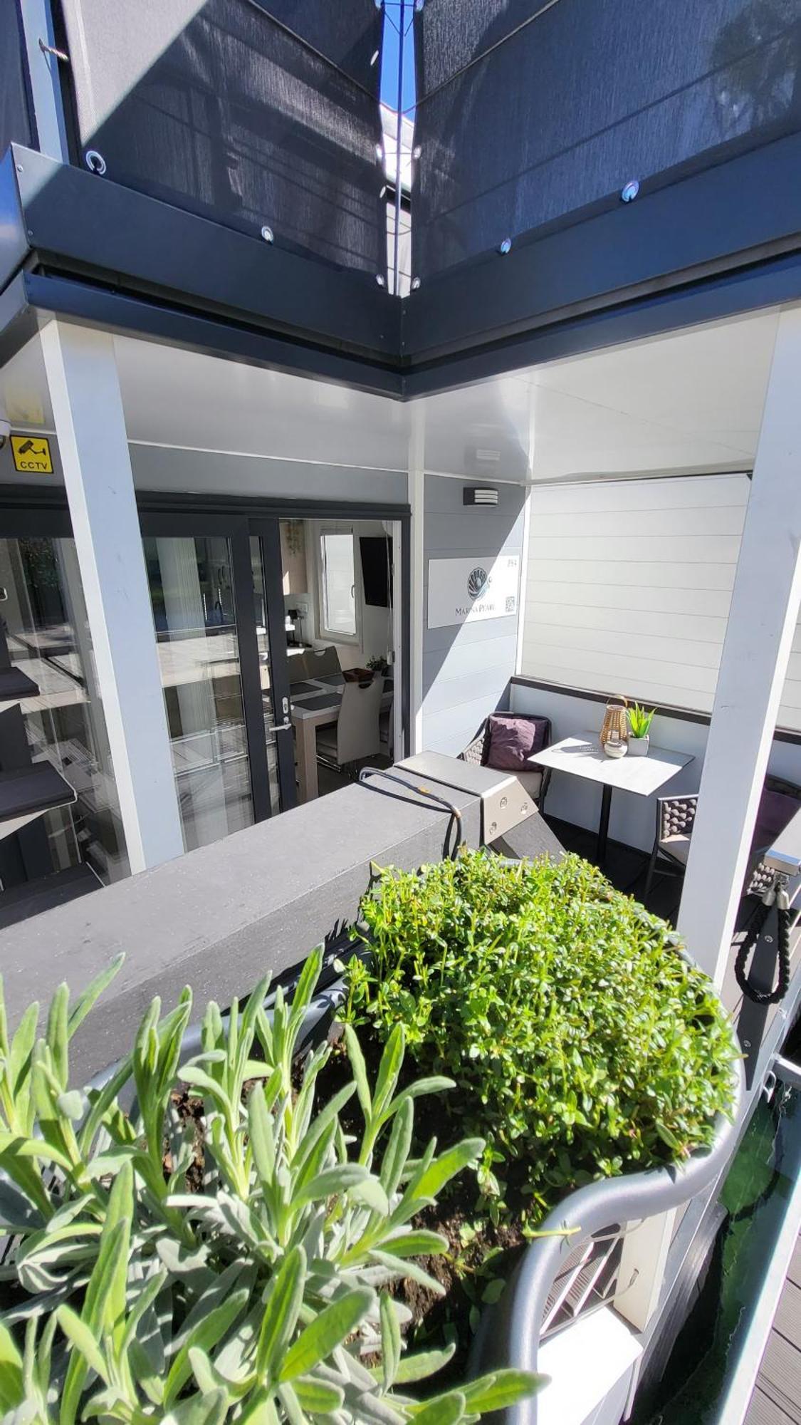 Floating House - Marina Pearl Apartment ปอร์โตรอซ ภายนอก รูปภาพ