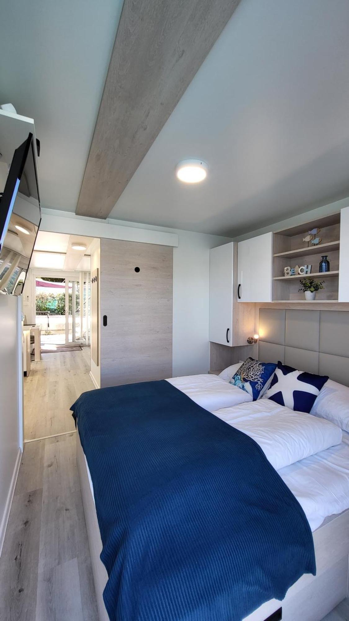 Floating House - Marina Pearl Apartment ปอร์โตรอซ ภายนอก รูปภาพ